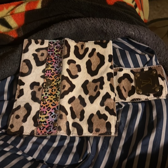 Wallet - Picture 3 of 16